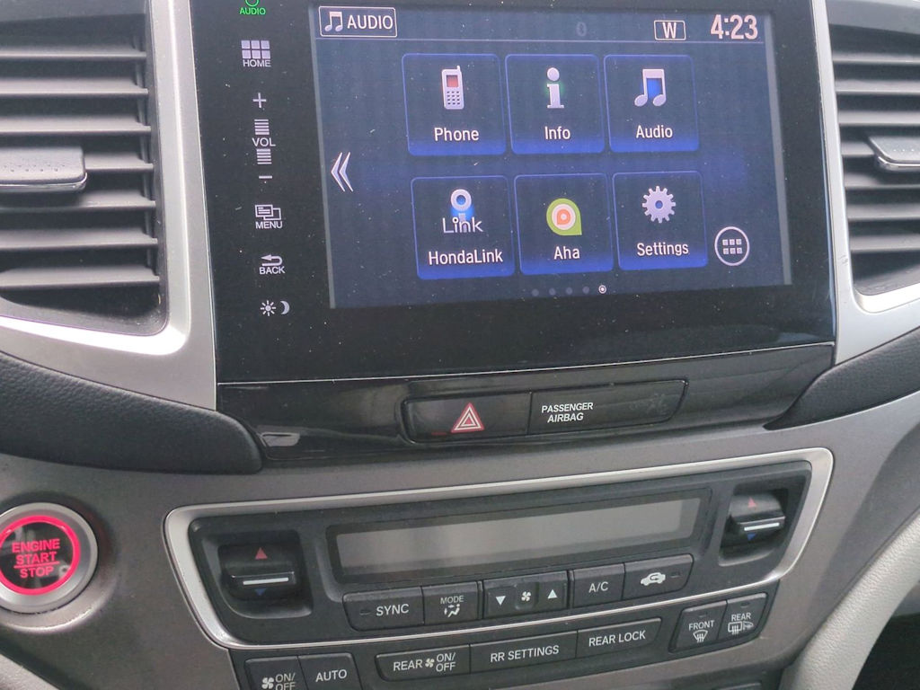 Thumbnail: 2016 Honda Pilot - 14
