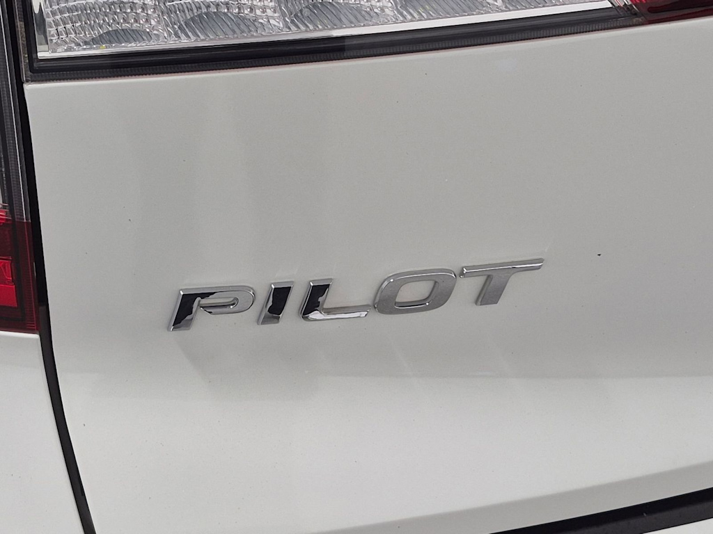 Thumbnail: 2021 Honda Pilot - 25
