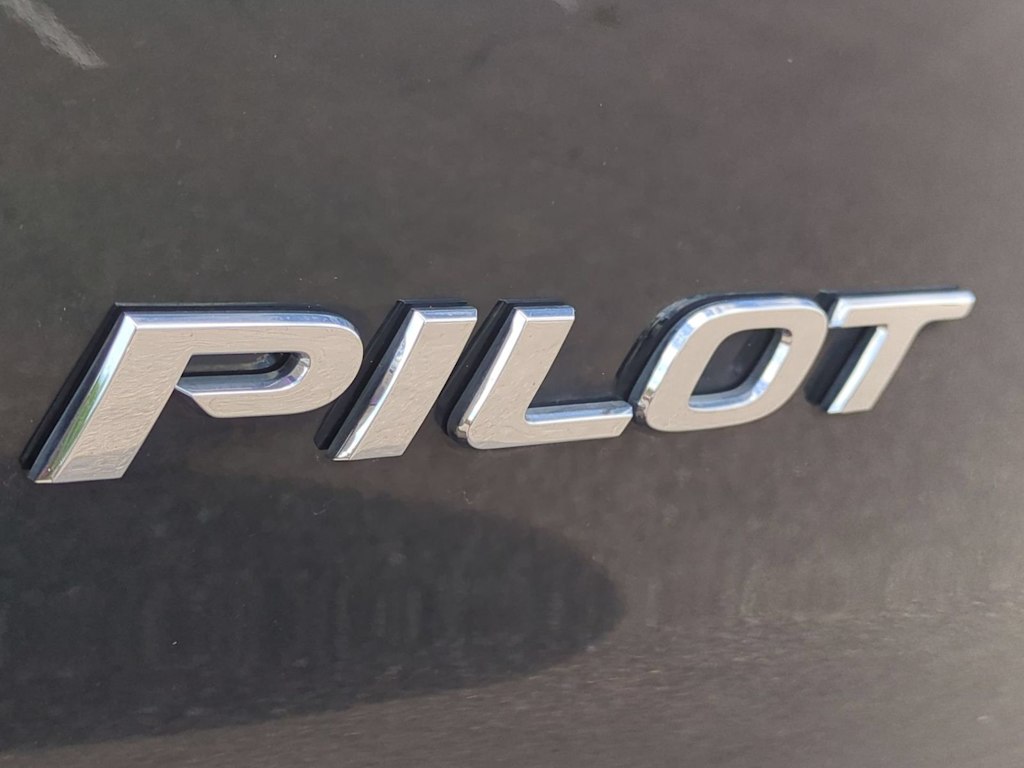 Thumbnail: 2020 Honda Pilot - 24