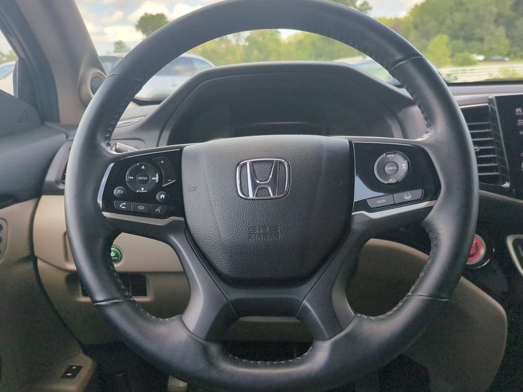 Thumbnail: 2020 Honda Pilot - 13