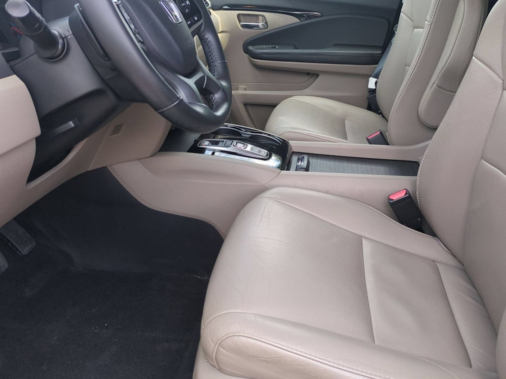 Thumbnail: 2020 Honda Pilot - 10