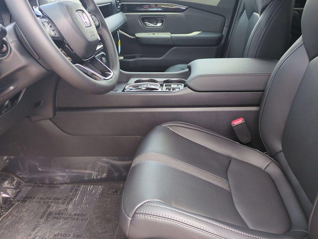Thumbnail: 2026 Honda Pilot - 10