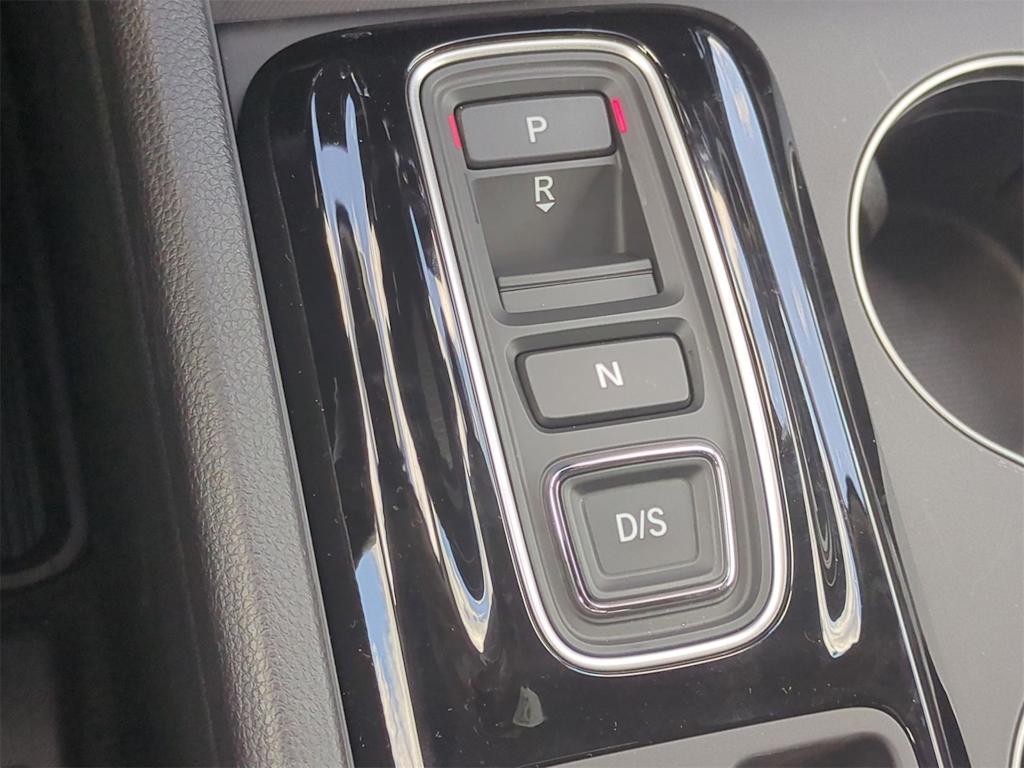 Thumbnail: 2025 Honda Pilot - 15