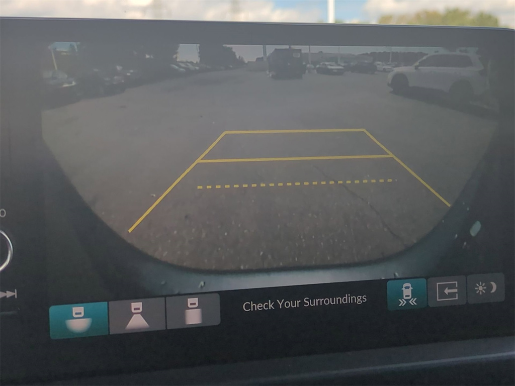 Thumbnail: 2025 Honda Pilot - 32