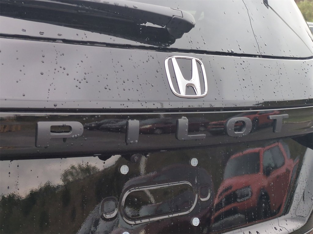 Thumbnail: 2025 Honda Pilot - 25