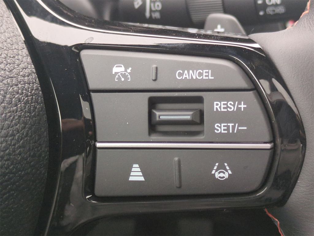 Thumbnail: 2025 Honda Pilot - 32