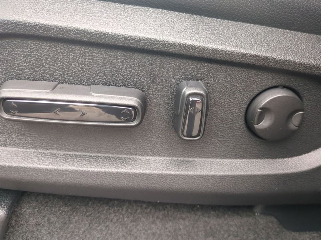 Thumbnail: 2025 Honda Pilot - 26