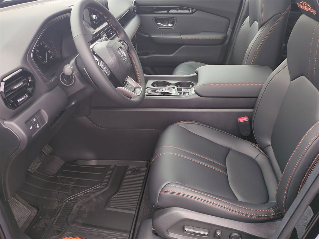 Thumbnail: 2025 Honda Pilot - 10