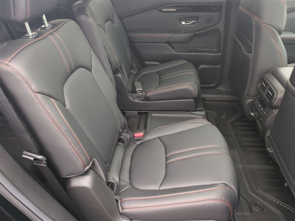 Thumbnail: 2025 Honda Pilot - 29