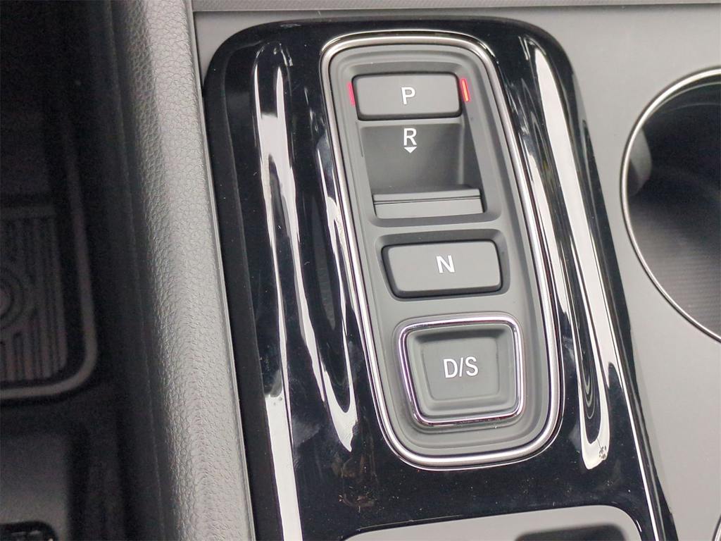 Thumbnail: 2025 Honda Pilot - 15