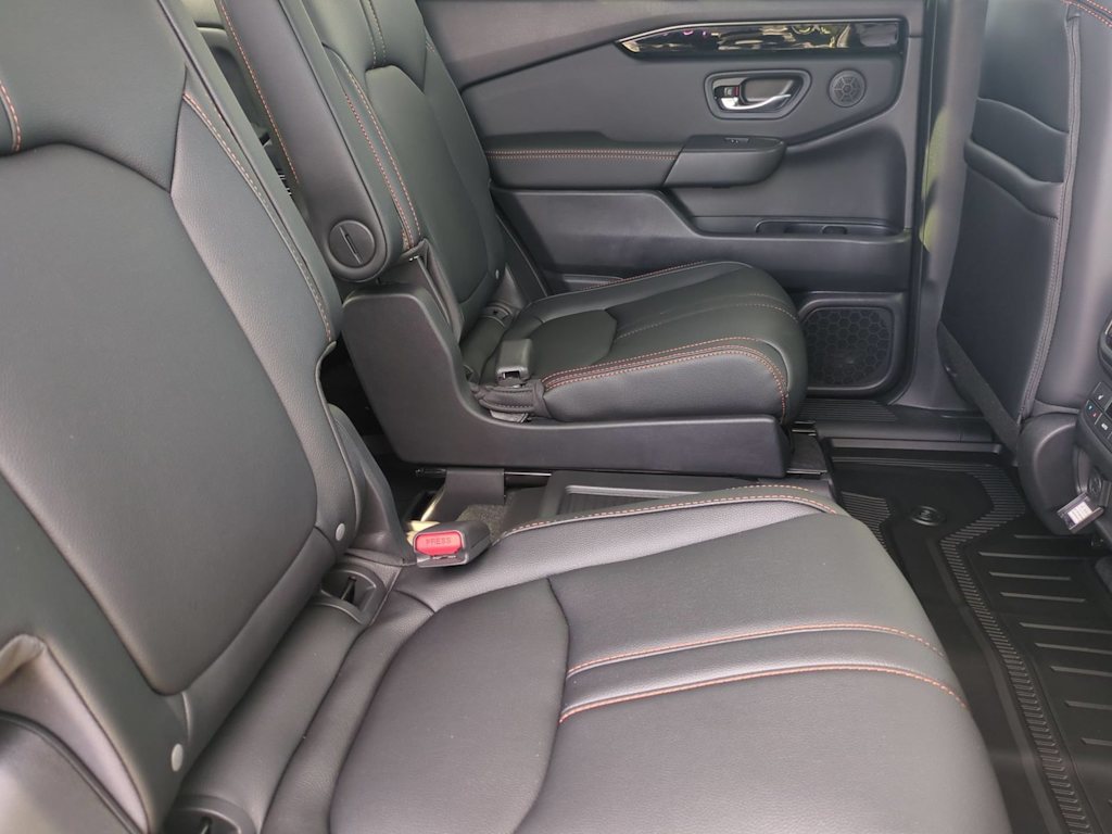 Thumbnail: 2026 Honda Pilot - 11