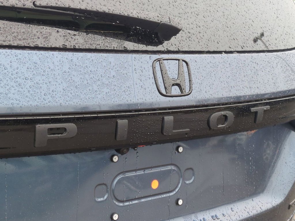 Thumbnail: 2026 Honda Pilot - 25