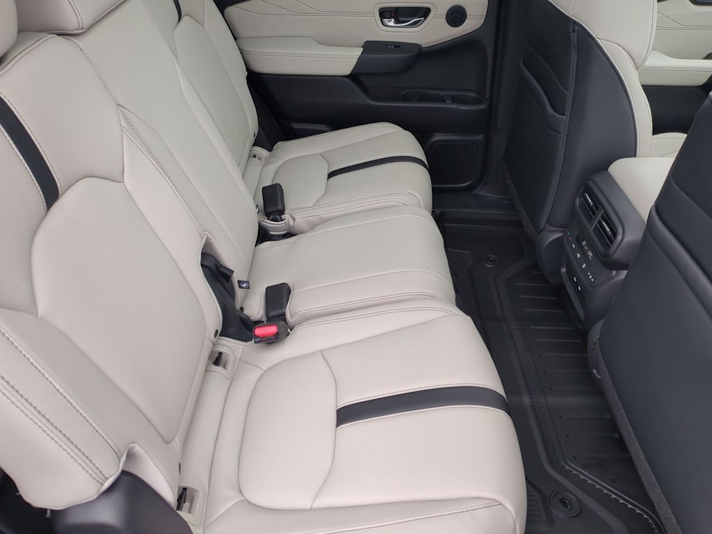 Thumbnail: 2026 Honda Pilot - 29