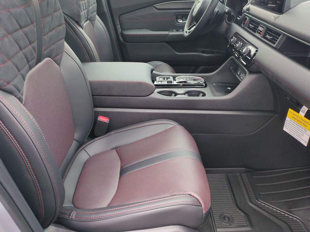 Thumbnail: 2026 Honda Pilot - 11