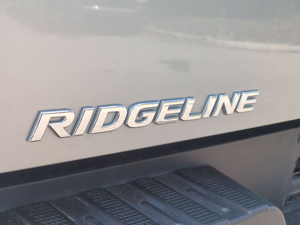 Thumbnail: 2017 Honda Ridgeline - 25
