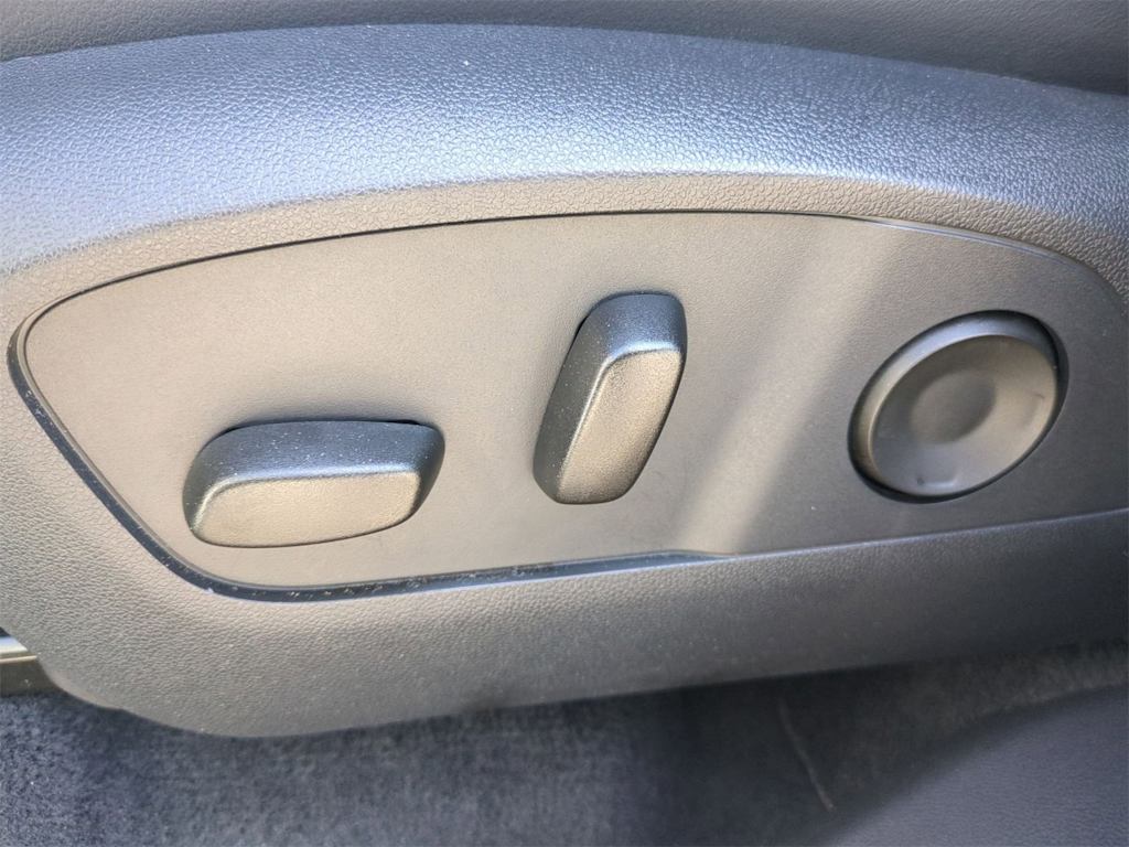 Thumbnail: 2025 Buick Enclave - 25