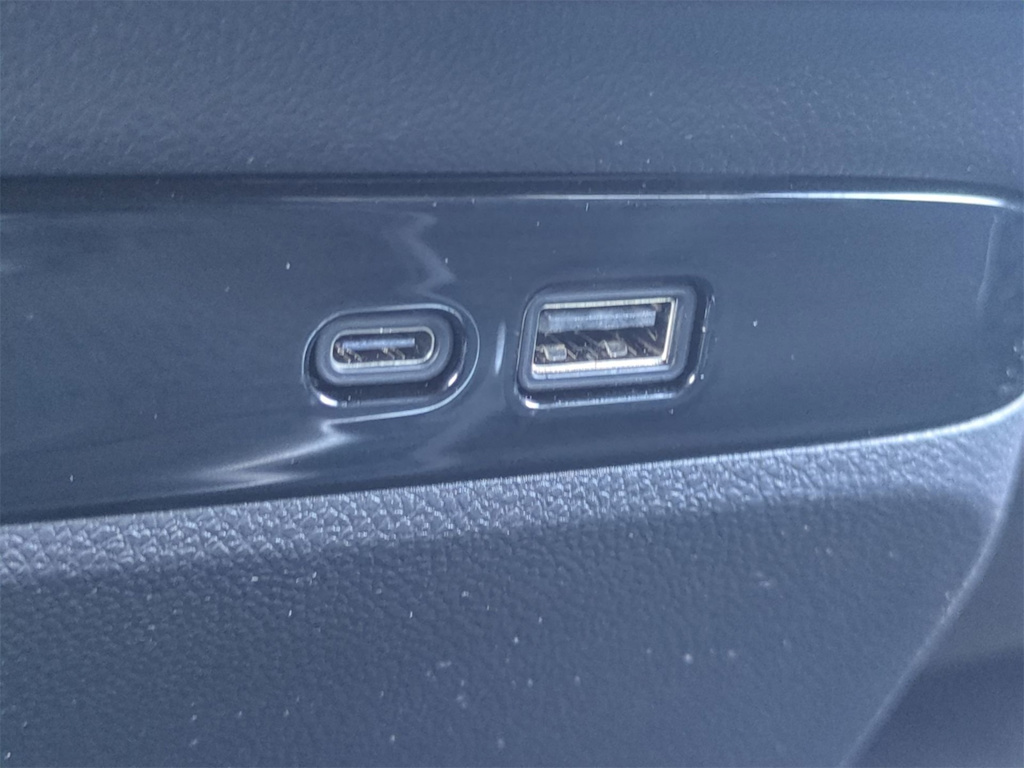 Thumbnail: 2025 Buick Enclave - 34