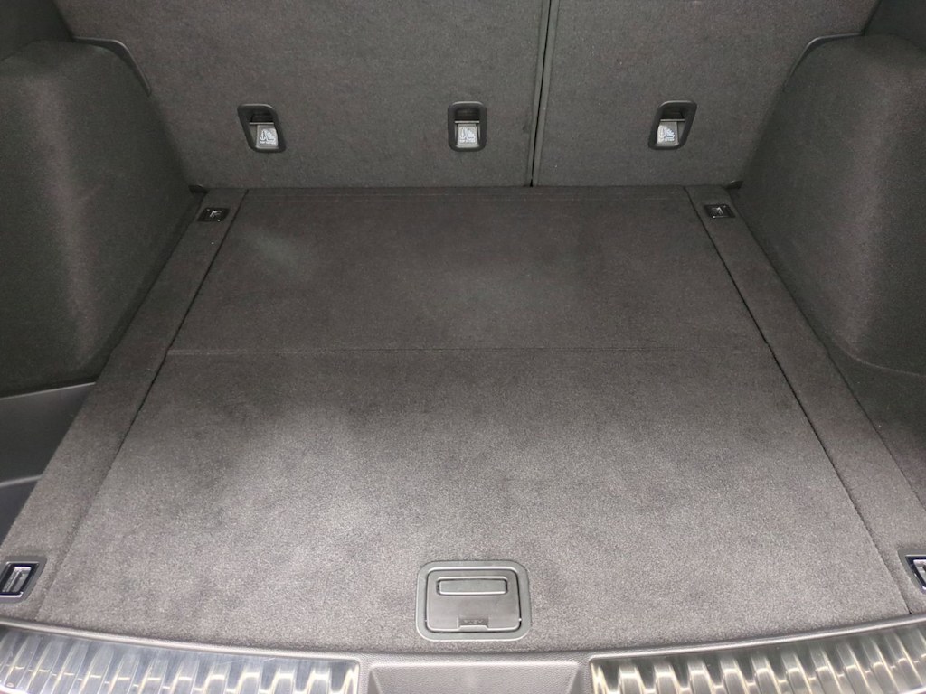 Thumbnail: 2024 Acura RDX - 18