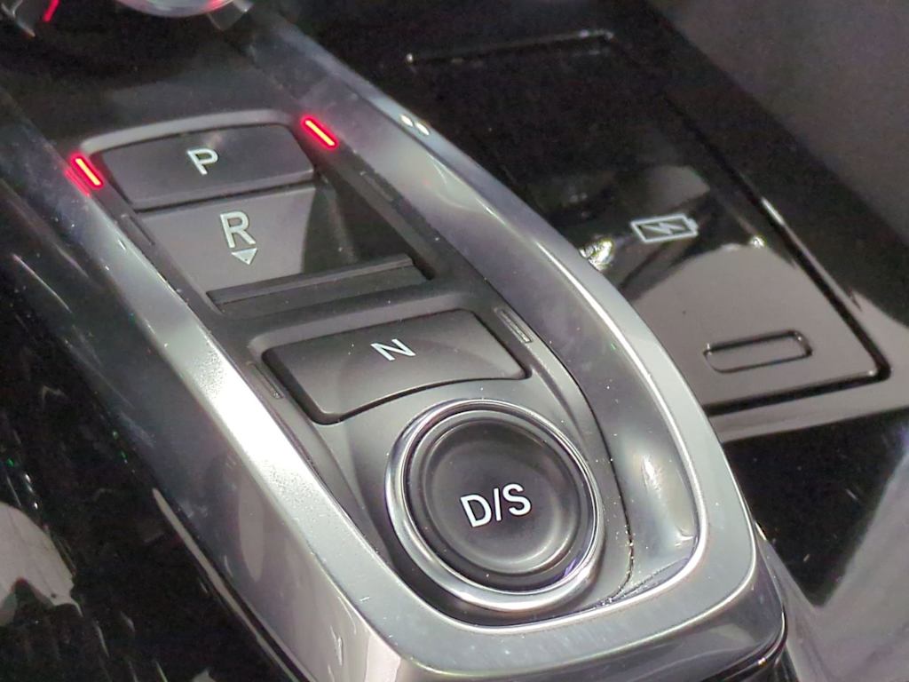 Thumbnail: 2023 Acura MDX - 36