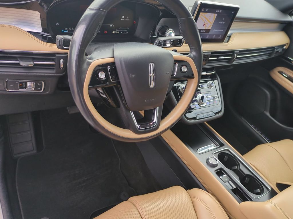 Thumbnail: 2020 Lincoln Corsair - 2