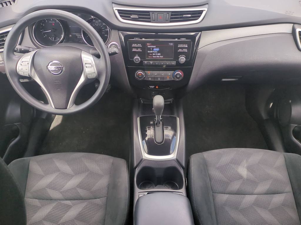 Thumbnail: 2016 Nissan Rogue - 9