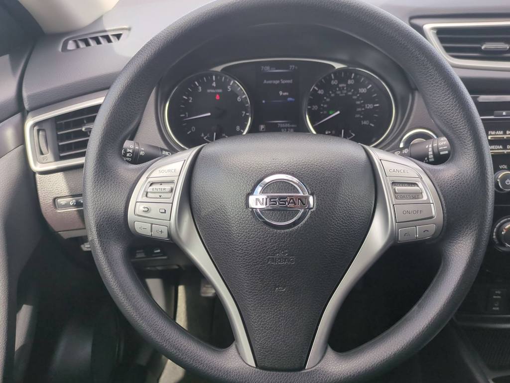 Thumbnail: 2016 Nissan Rogue - 13