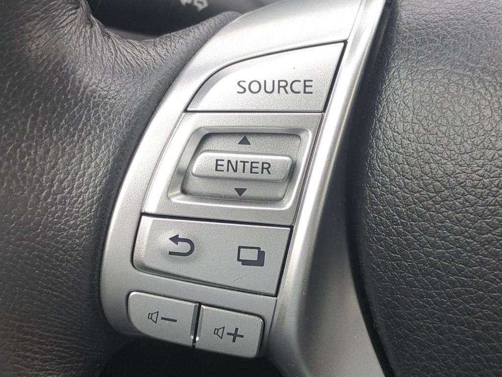 Thumbnail: 2016 Nissan Rogue - 30