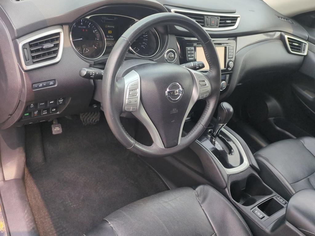 Thumbnail: 2016 Nissan Rogue - 2