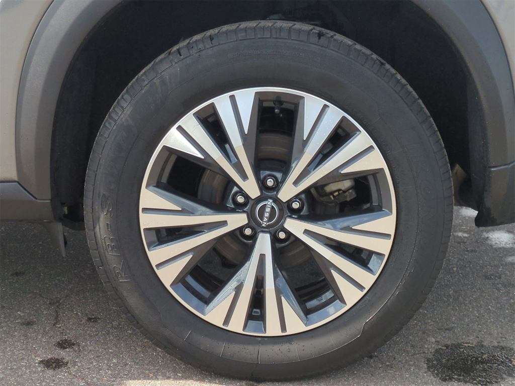 Thumbnail: 2023 Nissan Rogue - 8