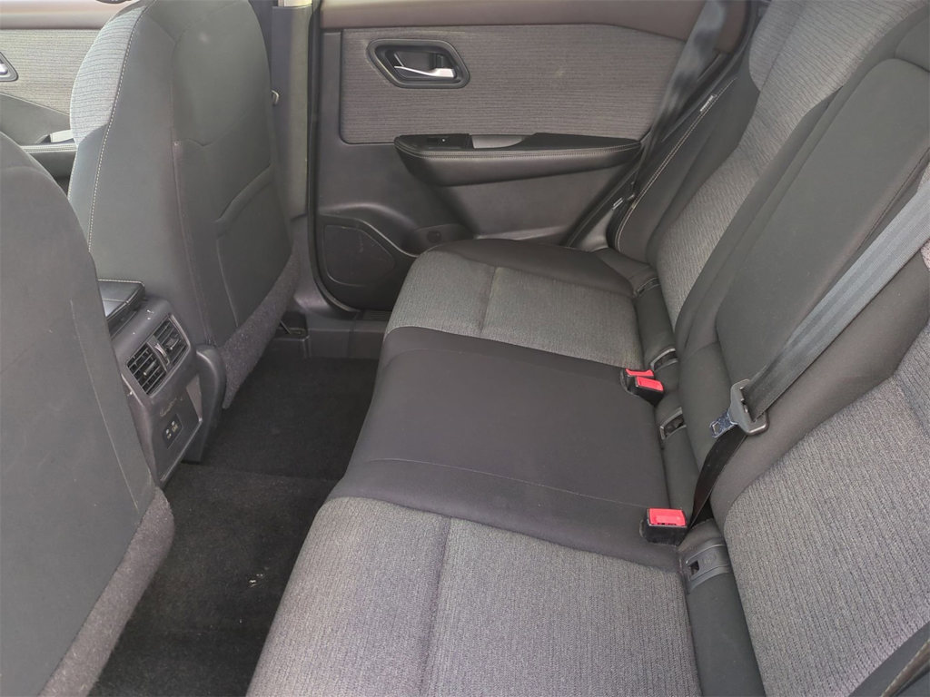 Thumbnail: 2023 Nissan Rogue - 12