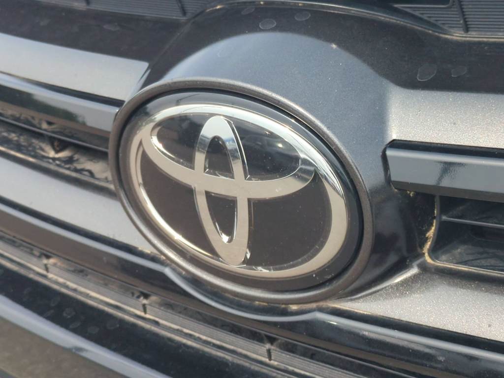 Thumbnail: 2018 Toyota Highlander - 7