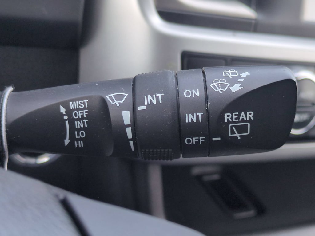 Thumbnail: 2018 Toyota Highlander - 14
