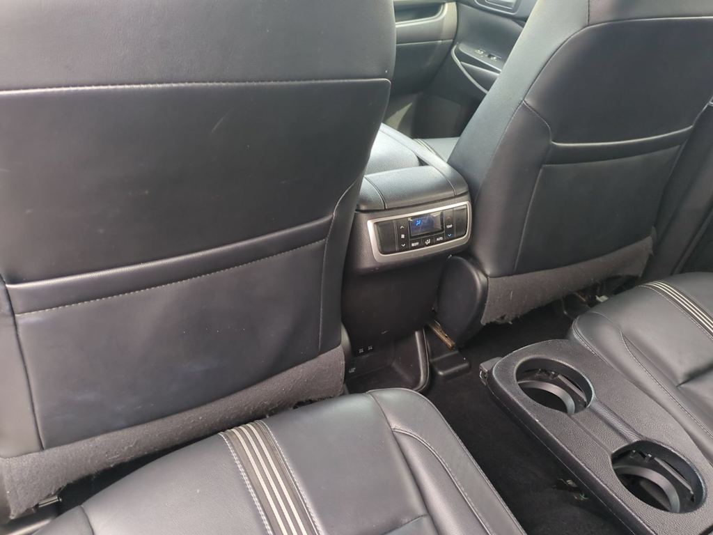 Thumbnail: 2018 Toyota Highlander - 27