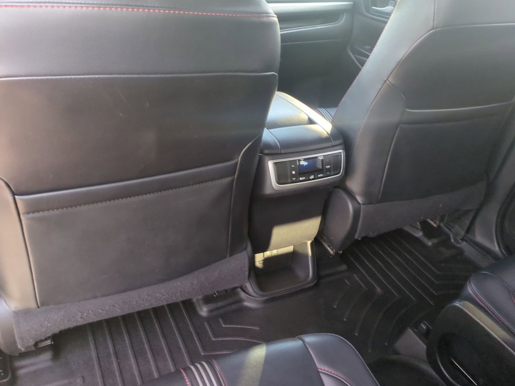 Thumbnail: 2019 Toyota Highlander - 27