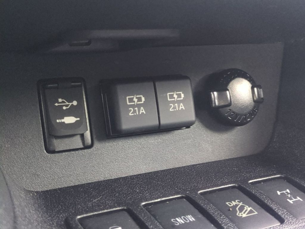 Thumbnail: 2019 Toyota Highlander - 34