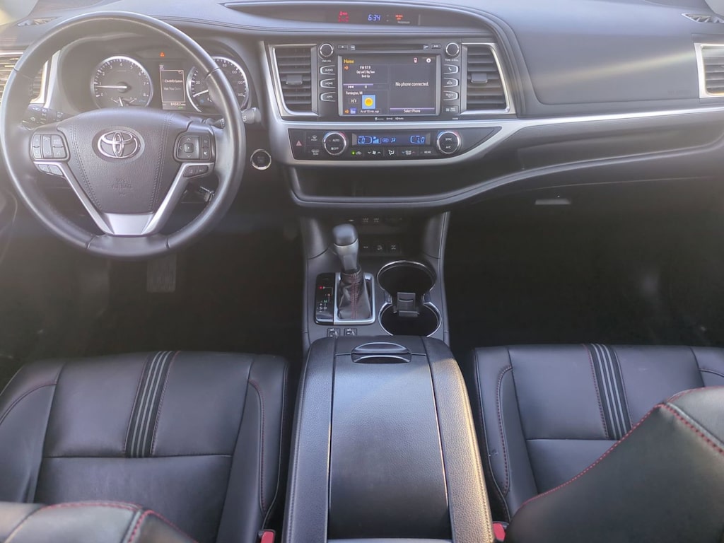 Thumbnail: 2019 Toyota Highlander - 9