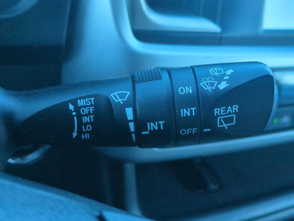 Thumbnail: 2019 Toyota Highlander - 32