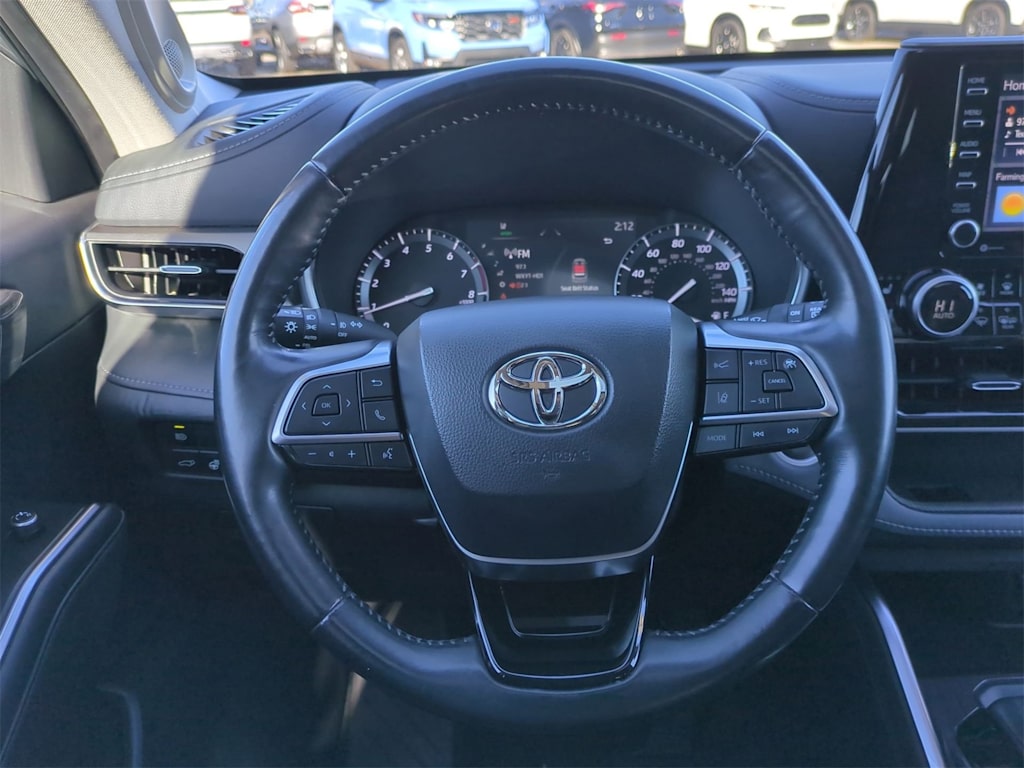 2021 Toyota Highlander Limited 14