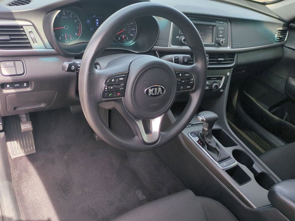 Thumbnail: 2017 Kia Optima - 2