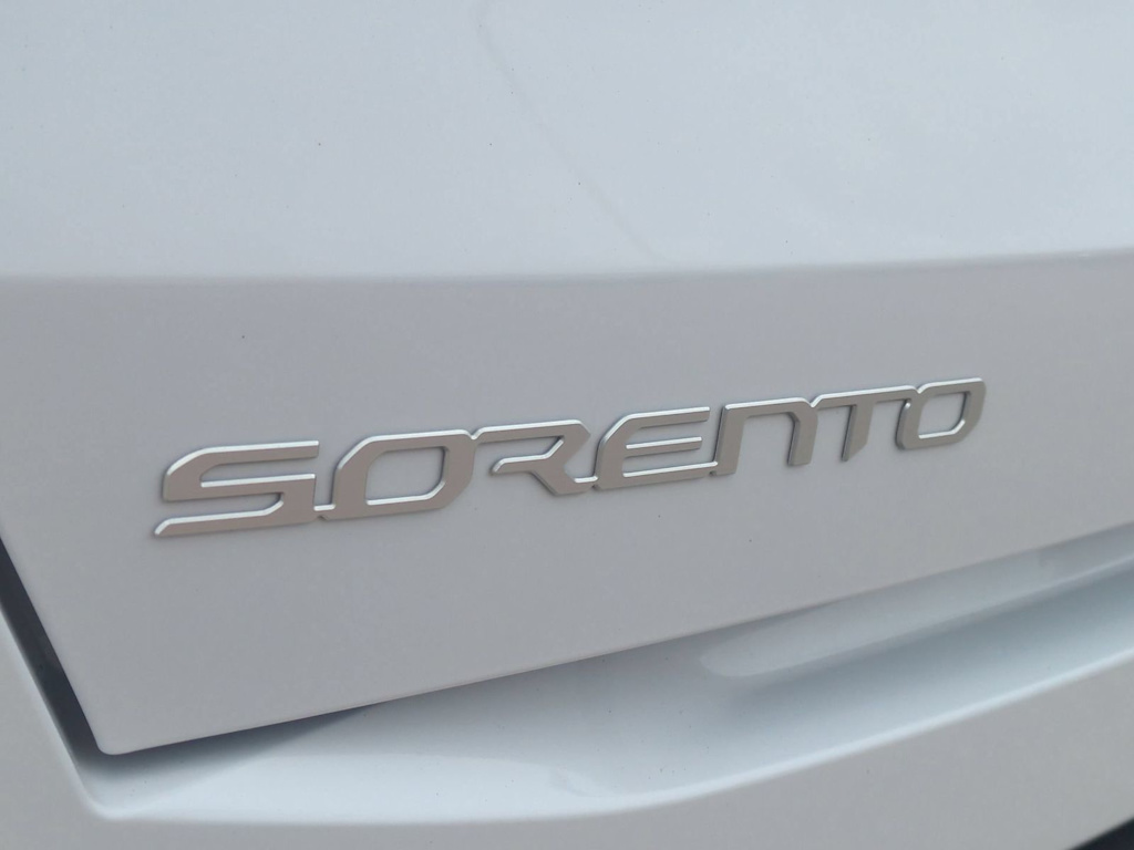 Thumbnail: 2025 Kia Sorento - 25