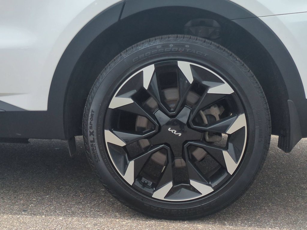 Thumbnail: 2025 Kia Sorento - 8