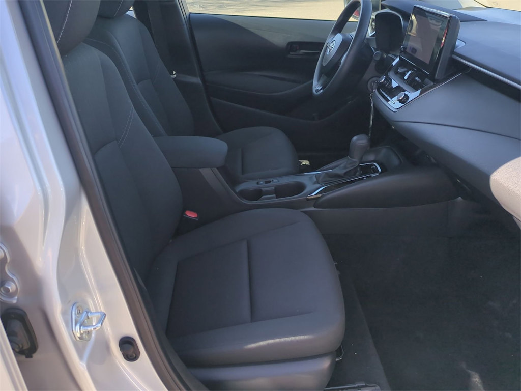 2023 Toyota Corolla LE 10