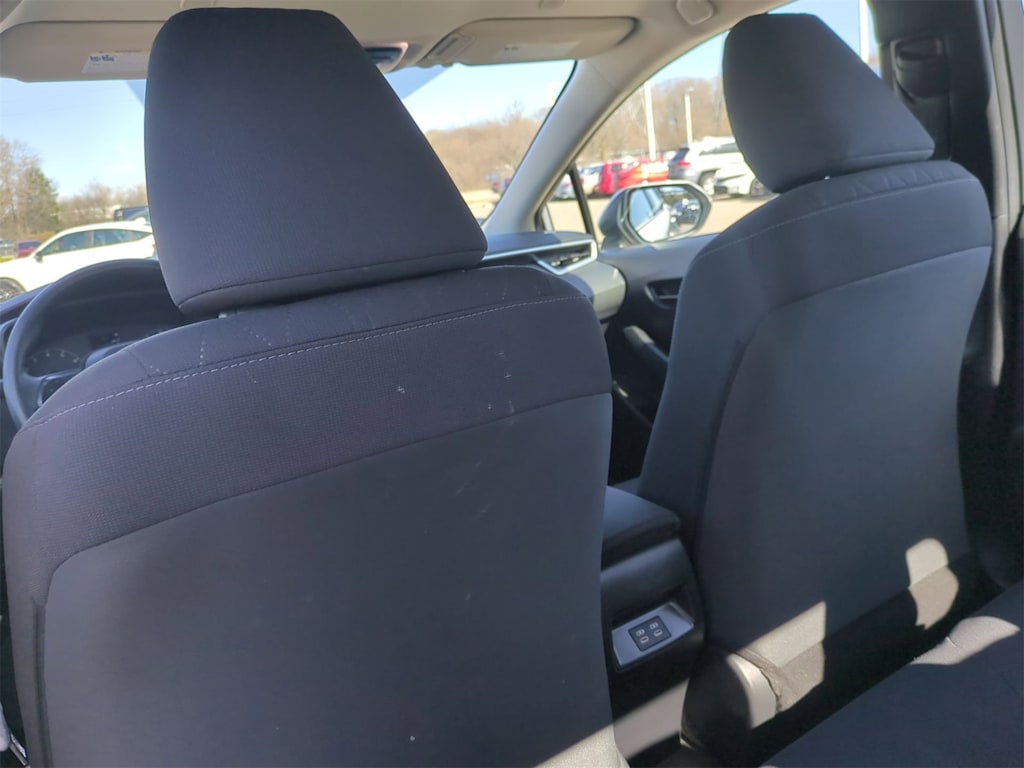 2023 Toyota Corolla LE 26