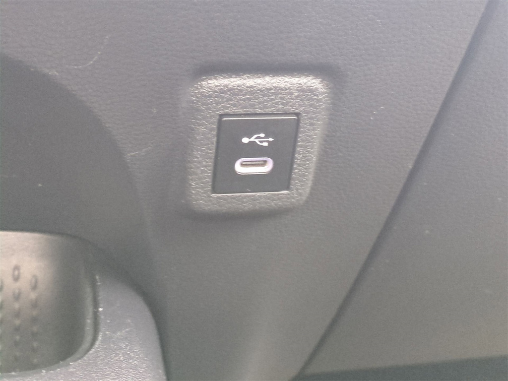 2023 Toyota Corolla LE 33