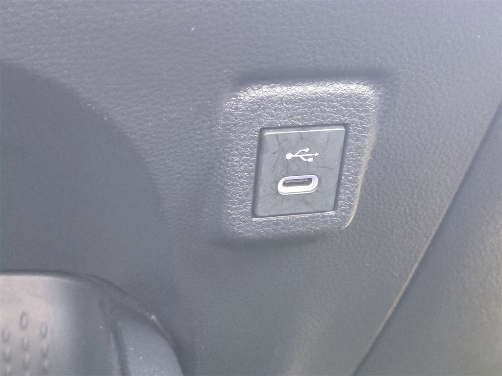 Thumbnail: 2025 Toyota Corolla - 33