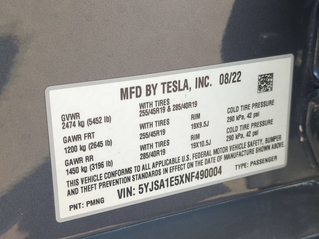 Thumbnail: 2022 Tesla Model S - 13