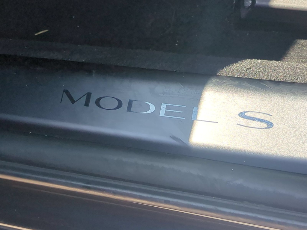 Thumbnail: 2022 Tesla Model S - 12