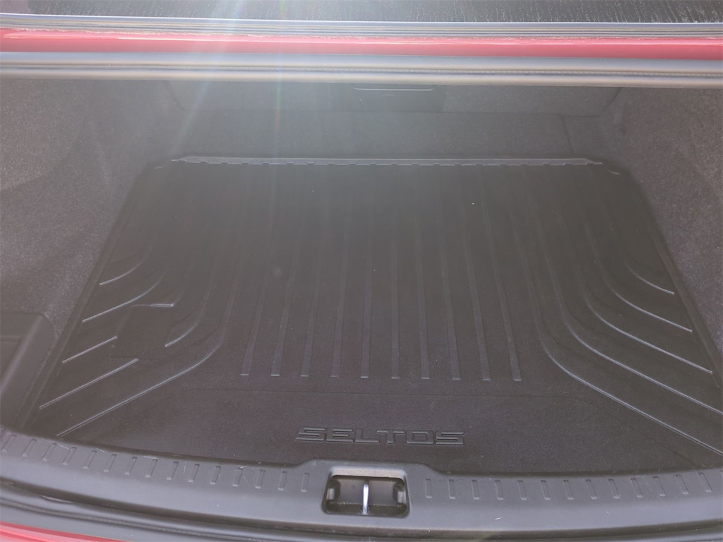 Thumbnail: 2020 Volvo S60 - 17