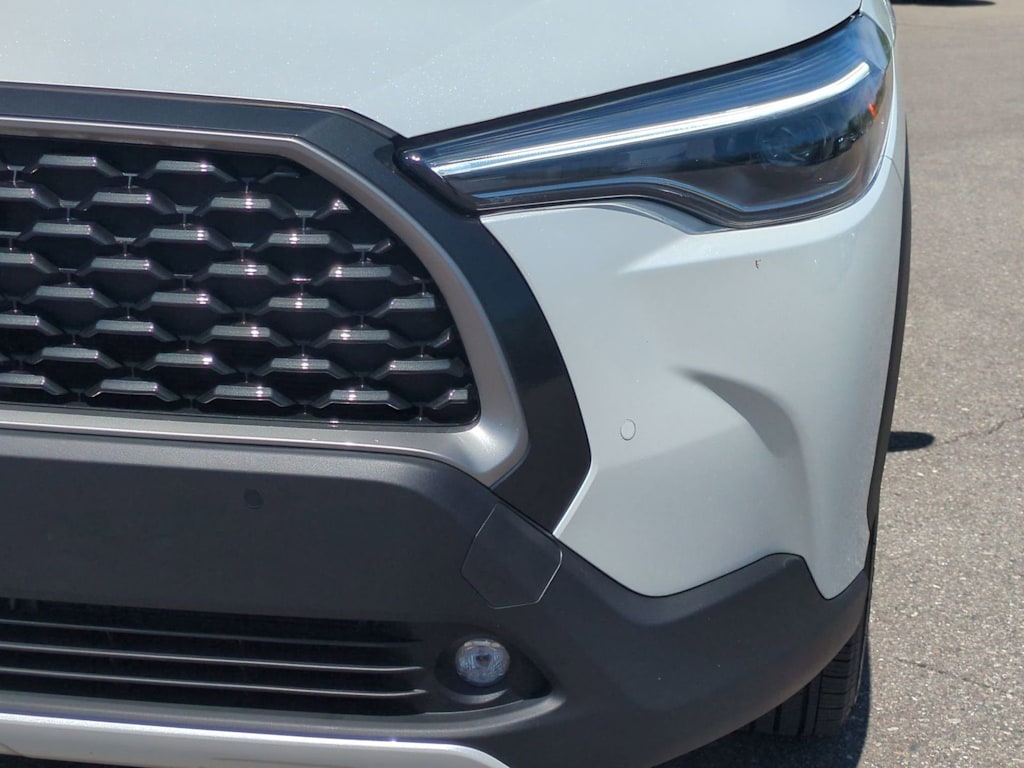 Thumbnail: 2025 Toyota Corolla Cross - 24