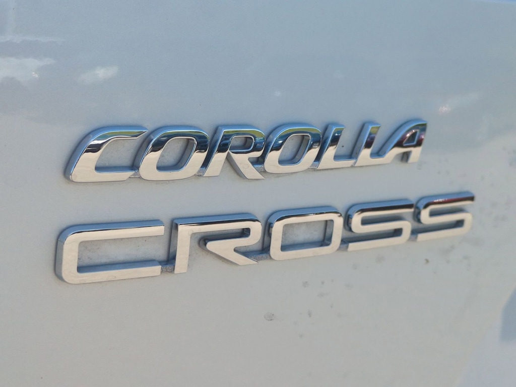 Thumbnail: 2025 Toyota Corolla Cross - 25